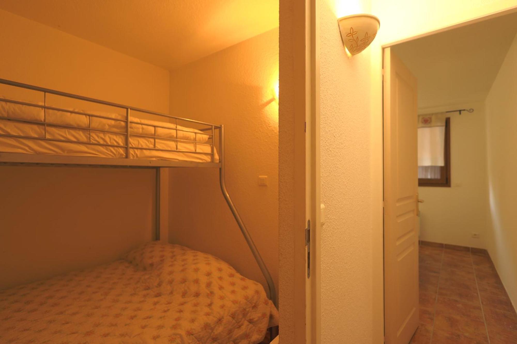 Chez Maguy Chambres D'Hotes Et Appartements Les Angles  Room photo